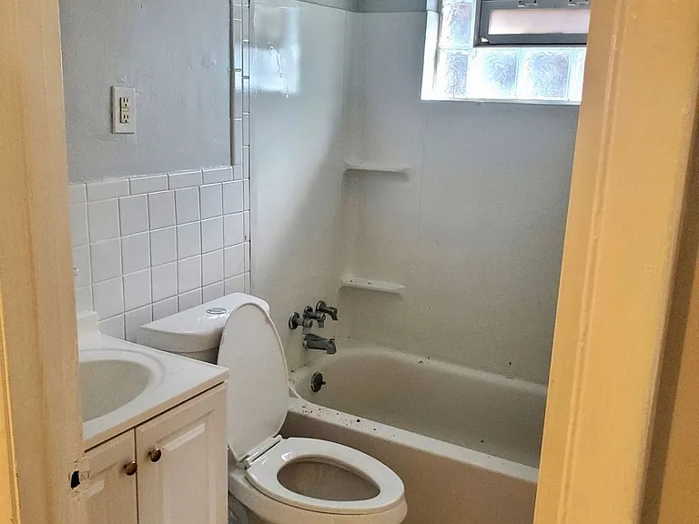 3272 Gobel Ave — Photo 16