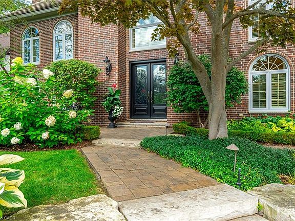 4th image of 45 Peppertree Cres