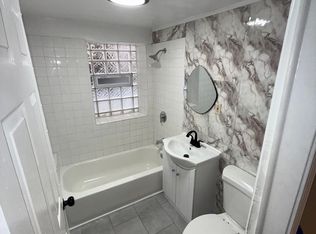 (Undisclosed Address), Chicago, IL 60649