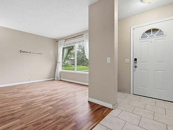 5th image of 999 Canyon Meadows Dr SW #224