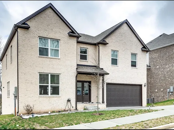 261 Blackpool Dr, Nashville, TN 37211