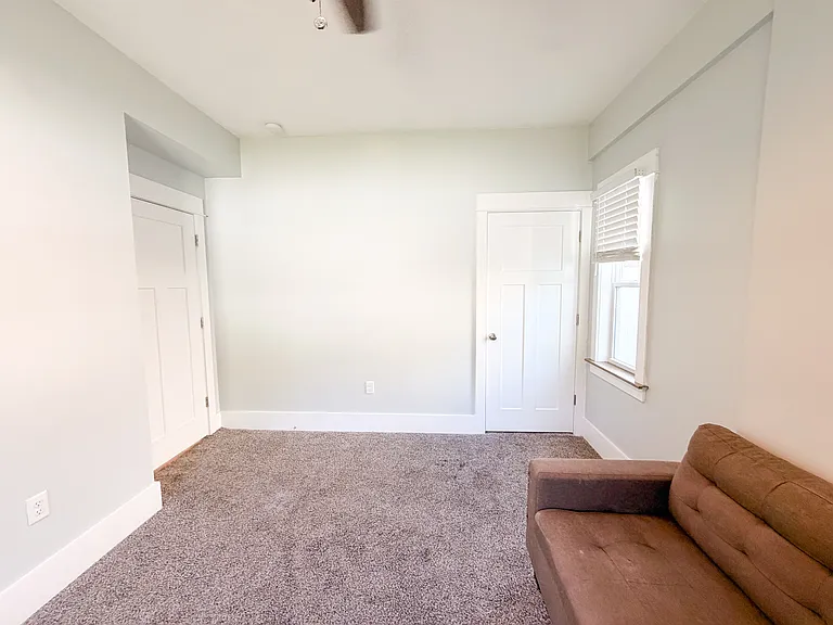 105 Georgia Bell St — Photo 20