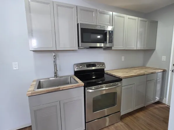 3 E Estate St APT 1, Gloversville, NY 12078