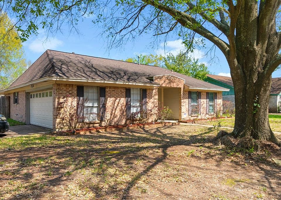 1st image of 1100 Mesquite Ln