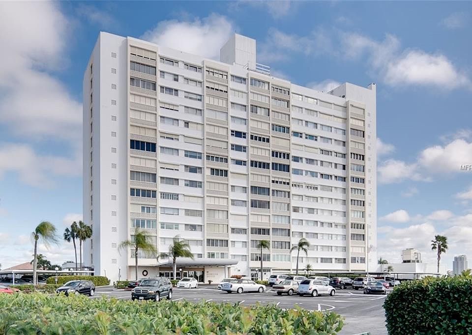 1st image of 31 Island Way APT 204