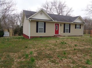 2231 Fall River Rd, Leoma, TN 38468