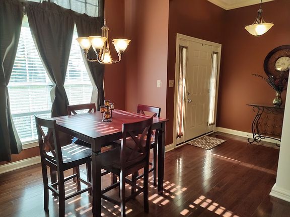 2nd image of 1580 Jacob Ct