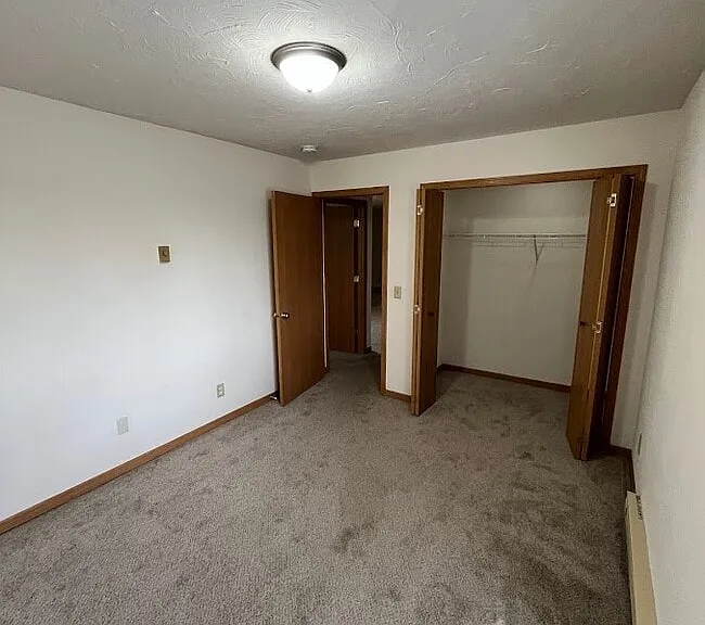 1101-1121 Macarthur Rd #9 — Photo 21