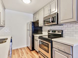 9520 Lucerne Ave #2230206, Culver City, CA 90232