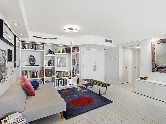 5th image of 9 Island Ave APT 705