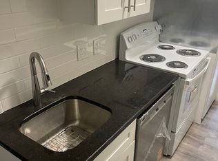 115 Northampton Rd APT B, Amherst, MA 01002