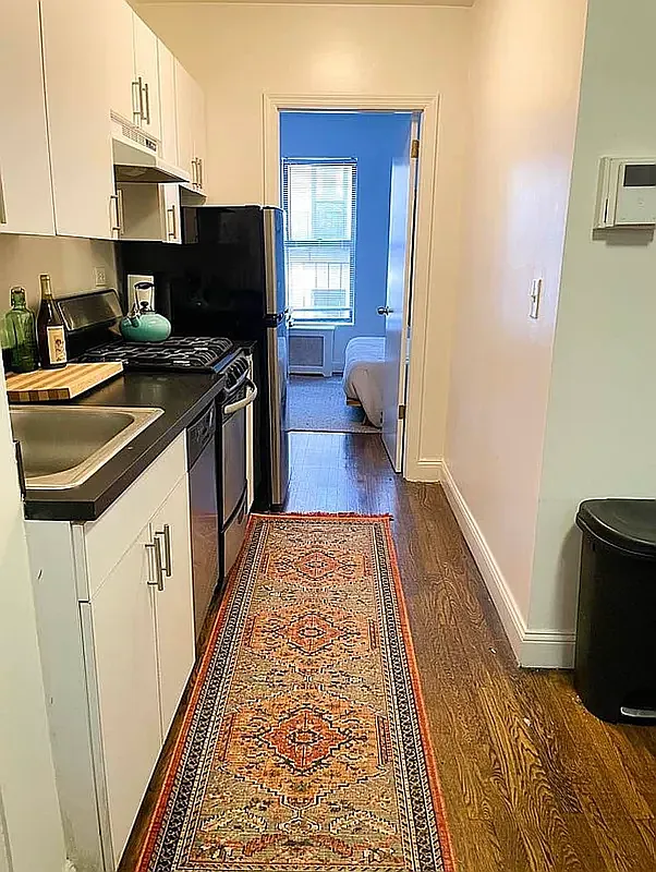 222 East 89th Street — Photo 2