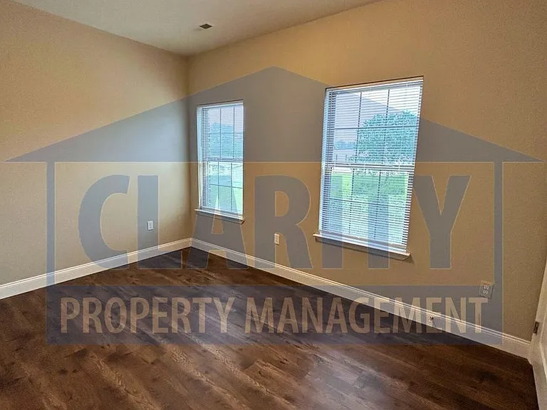 3413 Peerless Rd NW — Photo 28