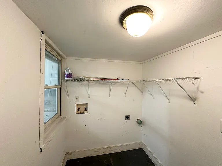 1160 S Riverview Dr — Photo 13