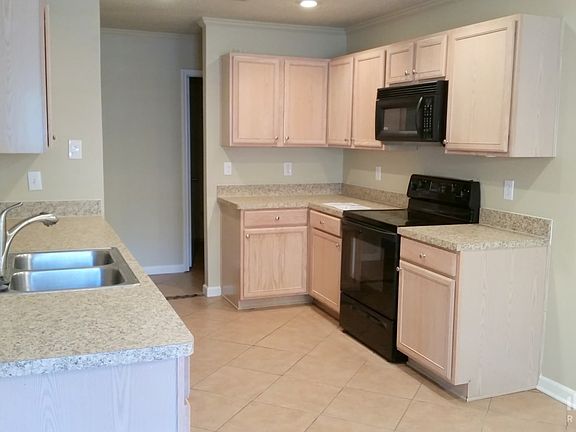 3rd image of 1206 Wisdom Dr