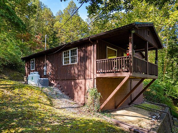 5th image of 1797 Big Creek Road