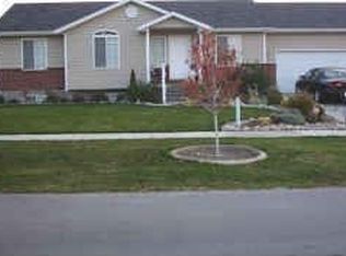 537 W 200 N, Hyrum, UT 84319