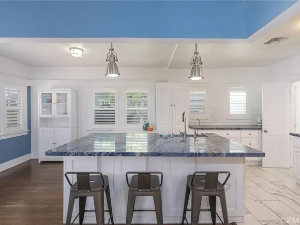 660 Mira Mar Ave, Long Beach, CA 90814