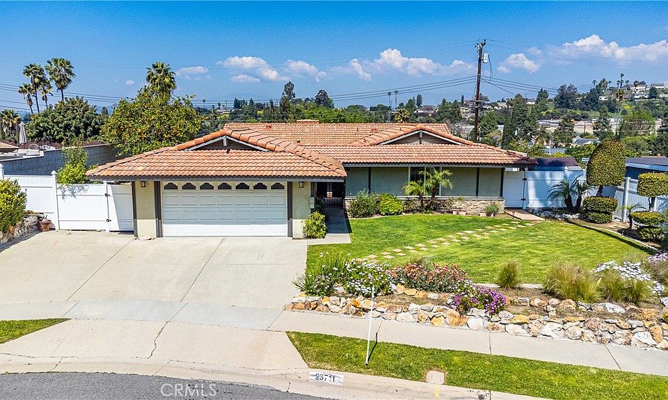 1st image of 23711 Silver Spray Dr