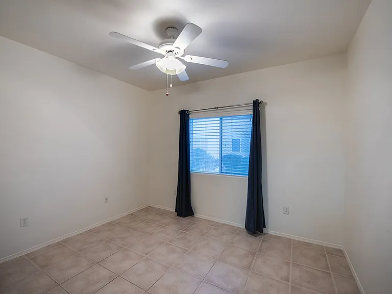 1050 E Cactus Ave #1082 — Photo 4