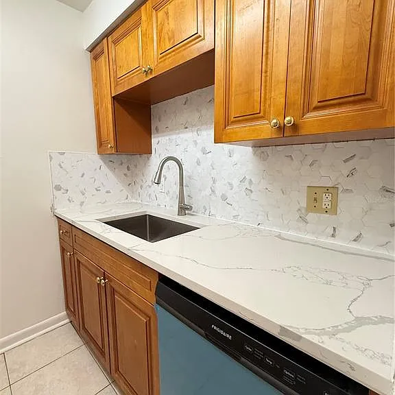 14308 Hanging Moss Cir #102 — Photo 10