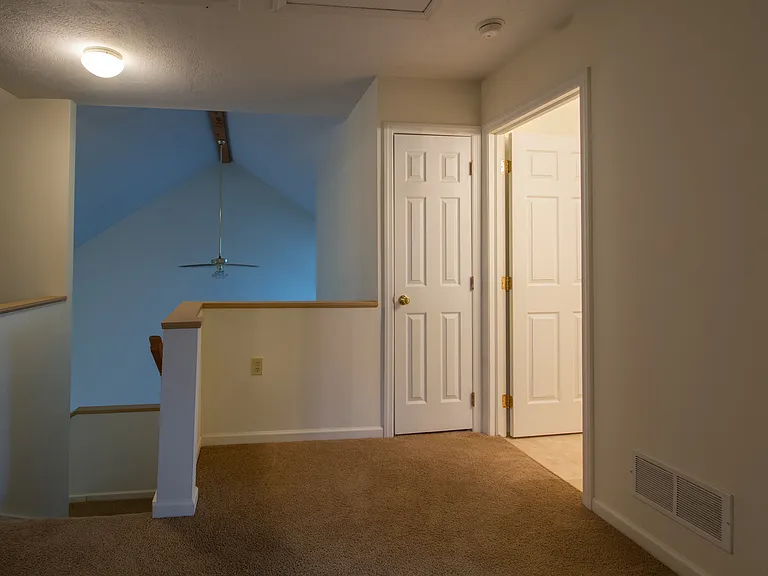 918 Harold Ave #918 — Photo 38