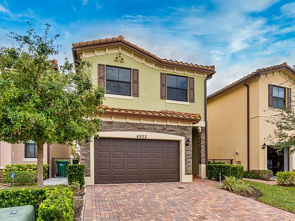 3rd image of 4932 NW 57th Ct