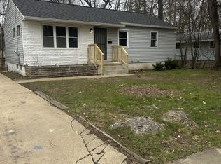 1326 Pontiac St, Akron, OH 44307