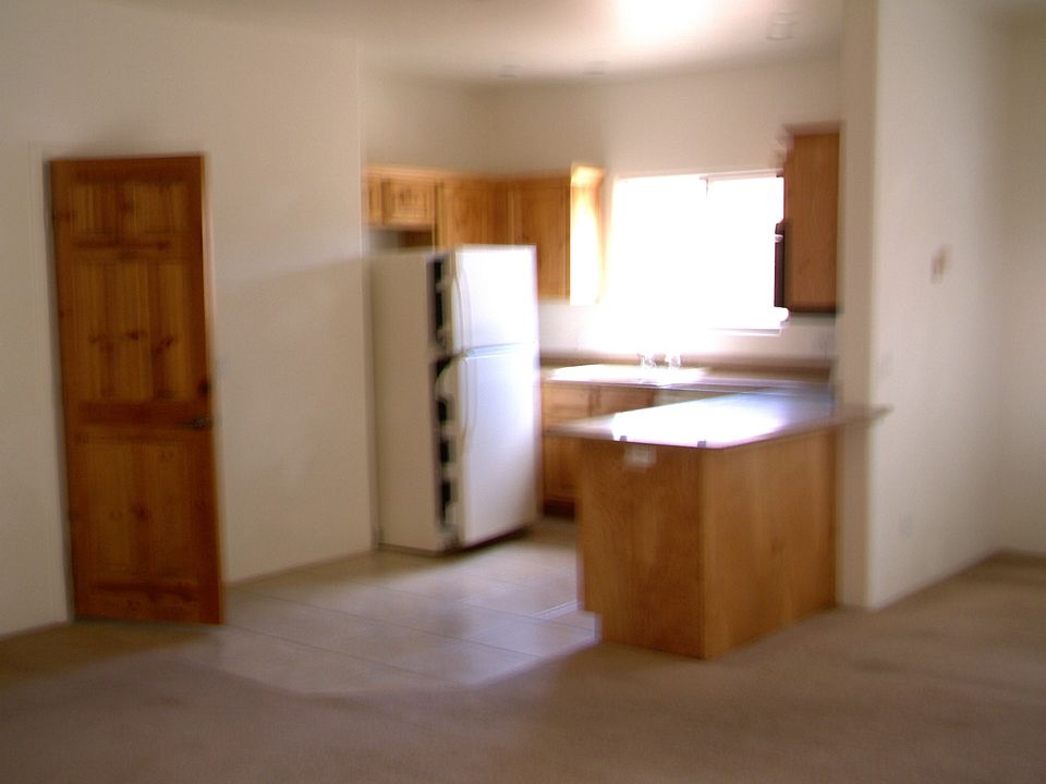 2nd image of 645 S Desert Canyon Rd