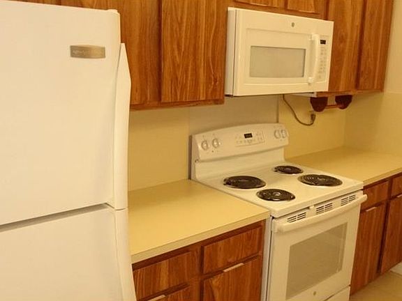 5th image of 5361 Bamboo Ct #412