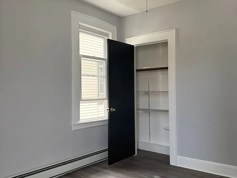 253 Ampere Pkwy — Photo 9