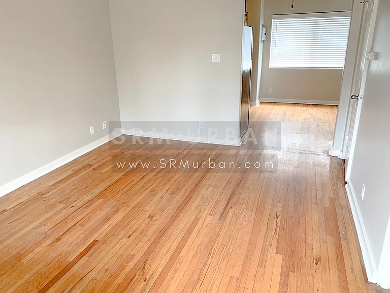 2520 Union St — Photo 3