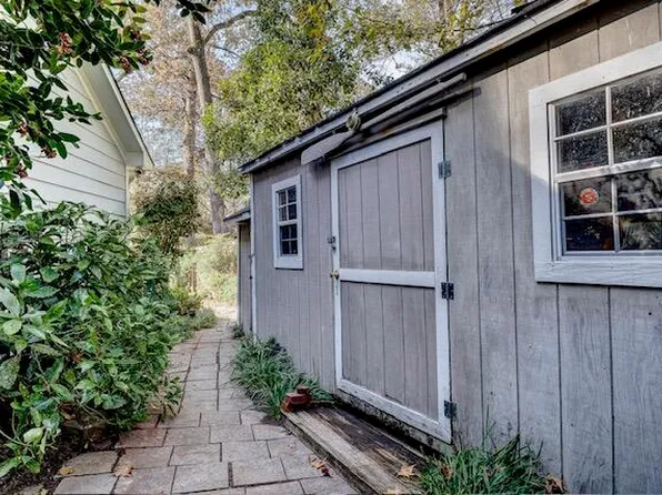 10 Breton Pl, Durham, NC 27707