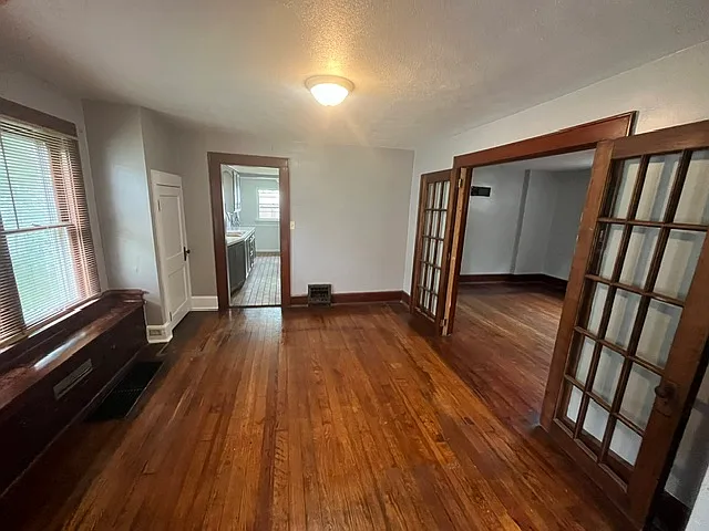 21 Katherine St — Photo 3
