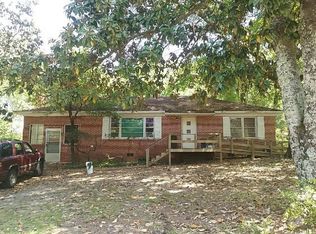 423 Westview Dr, Ozark, AL 36360