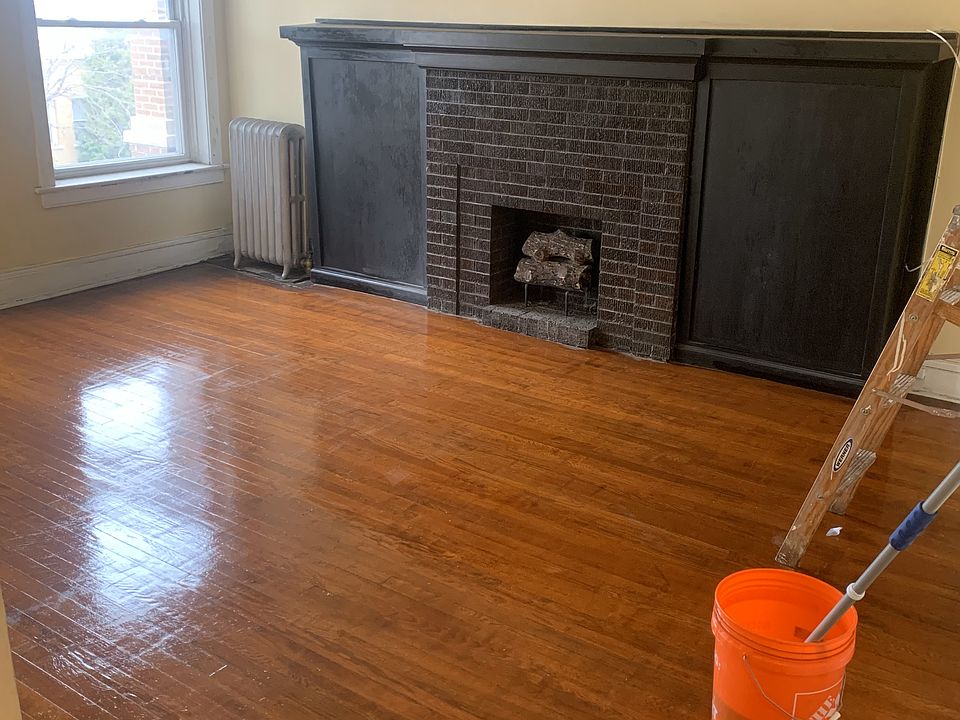 1st image of 6211 S King Dr #3