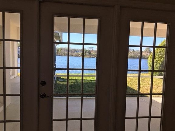 5th image of 121 Anastasia Lakes Dr