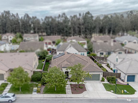 2nd image of 1156 Tarpon Ct