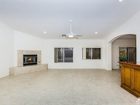 2nd image of 78575 Naples Dr