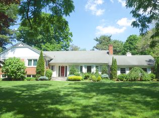 350 North St, White Plains, NY 10605