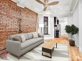 3 W 103rd St