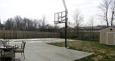 4th image of 5752 Newhall Dr