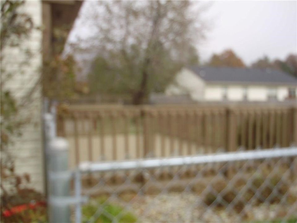 1st image of 3924 Gray Arbor Dr
