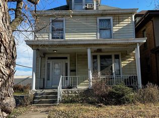822 9th St, Huntington, WV 25701