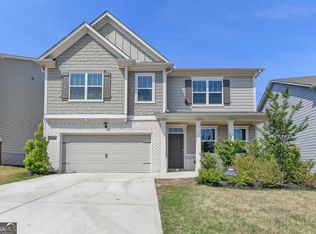 6927 Woodtrail Run, Flowery Branch, GA 30542