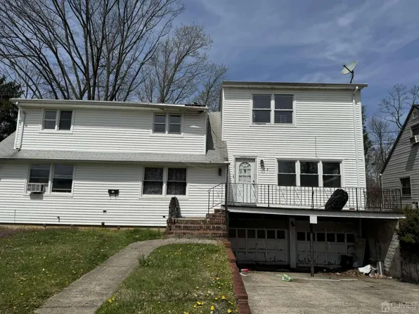 22 Sine Rd, Edison, NJ 08817