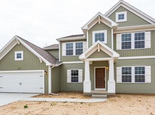 7323 Brown Fox St, Zeeland, MI 49464