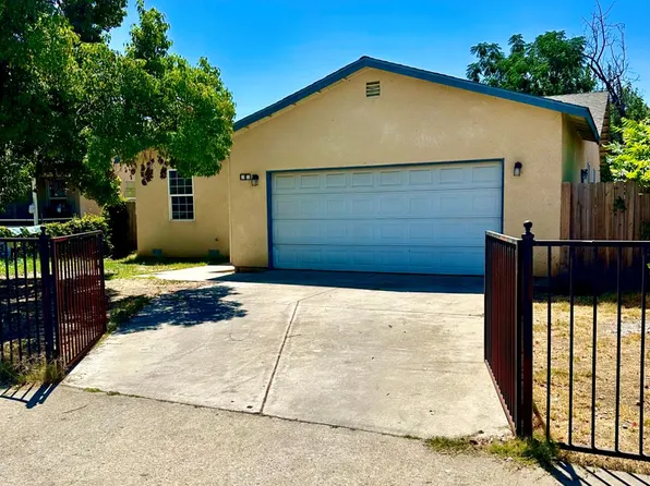 315 S P St, Dinuba, CA 93618