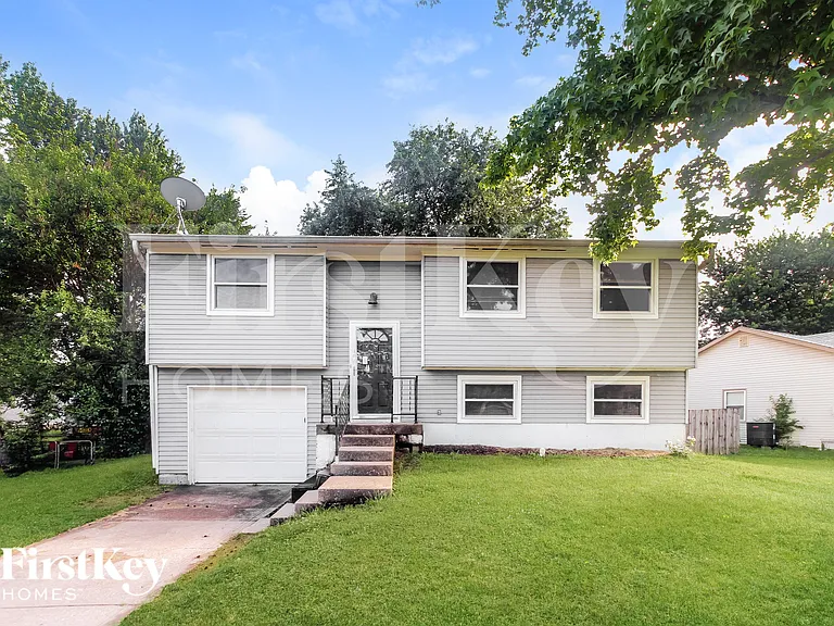 5729 Ensenada Ave — Photo 1