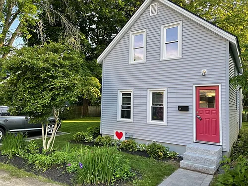 15 Bates St Photo 1
